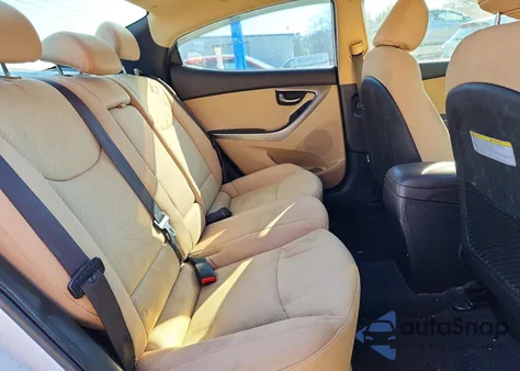 2013 Hyundai Elantra Gls z USA, uszkodzony, nr VIN 5NPDH4AE1DH323851